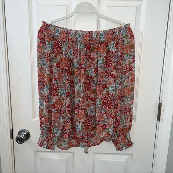 UMGEE Red and Pink Floral Off the Shoulder  Hi/lo top with smocking-like new! - Picture 3 of 15